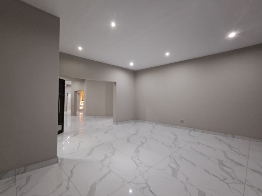 4 Bedroom Property for Sale in Liefde en Vrede Gauteng