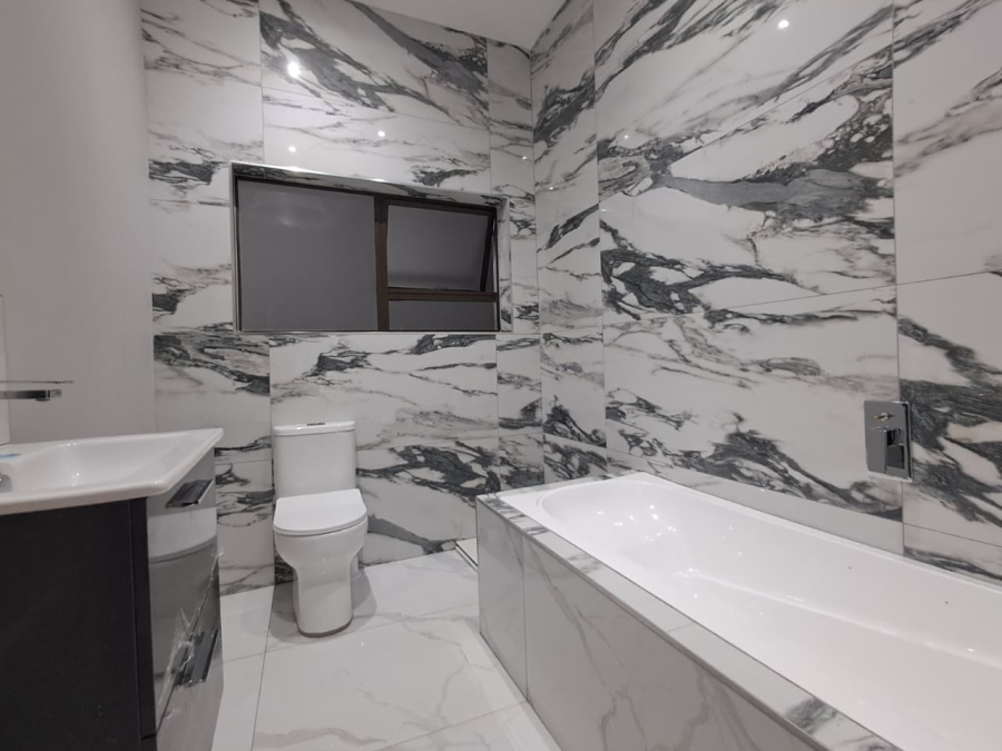 4 Bedroom Property for Sale in Liefde en Vrede Gauteng