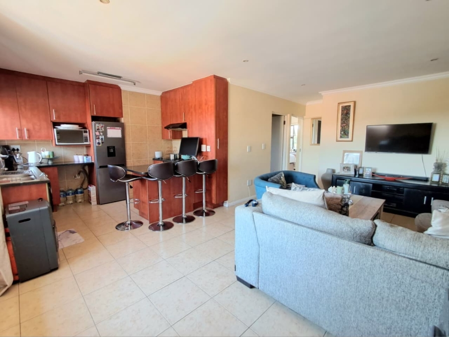 2 Bedroom Property for Sale in New Redruth Gauteng