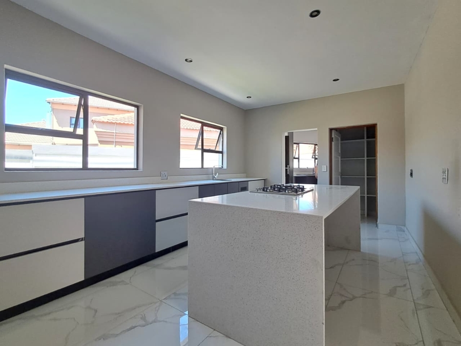 4 Bedroom Property for Sale in Liefde en Vrede Gauteng