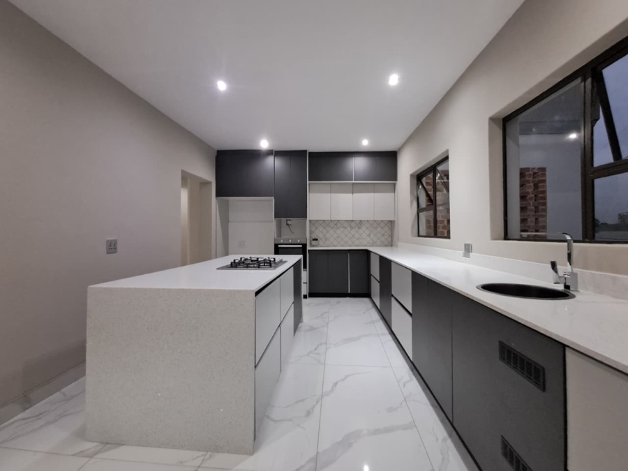 4 Bedroom Property for Sale in Liefde en Vrede Gauteng