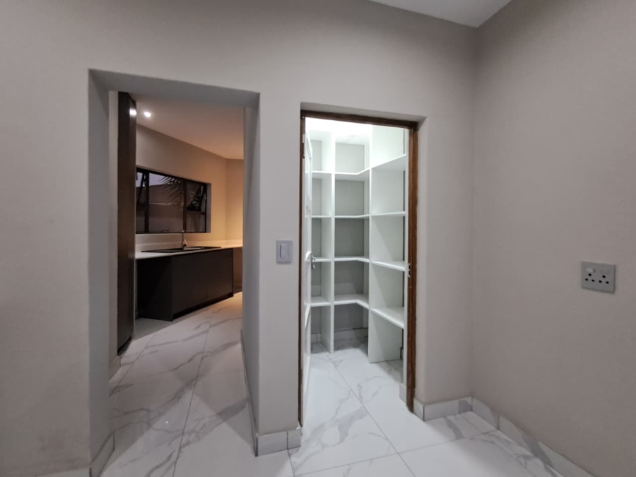 4 Bedroom Property for Sale in Liefde en Vrede Gauteng