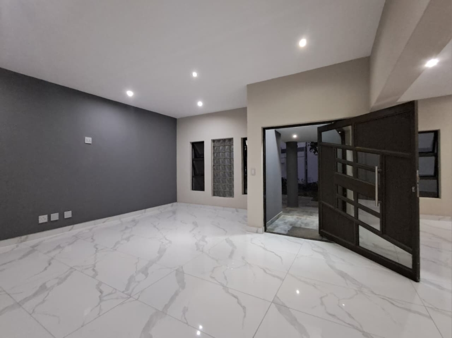 4 Bedroom Property for Sale in Liefde en Vrede Gauteng