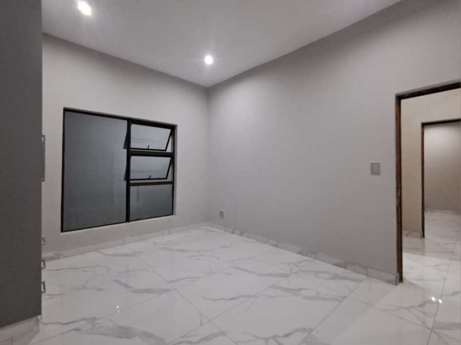 4 Bedroom Property for Sale in Liefde en Vrede Gauteng