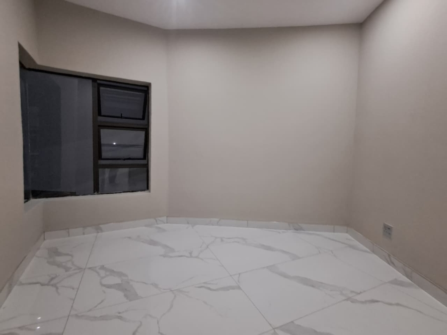 4 Bedroom Property for Sale in Liefde en Vrede Gauteng