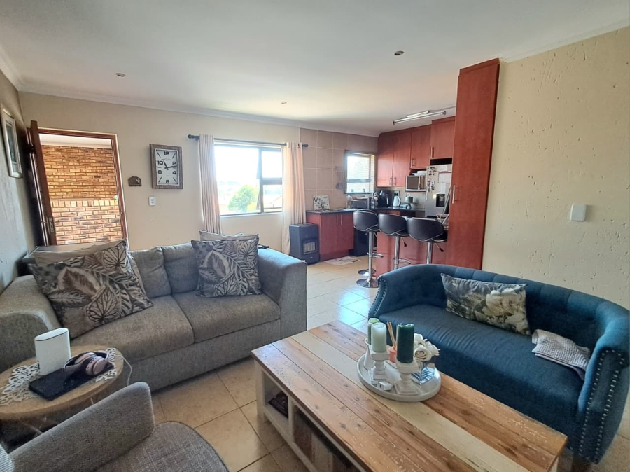 2 Bedroom Property for Sale in New Redruth Gauteng