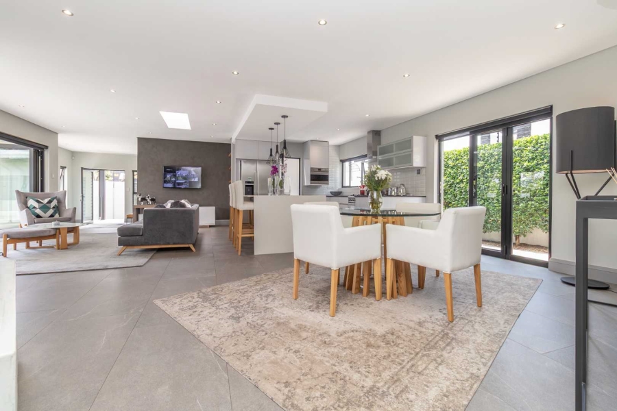 3 Bedroom Property for Sale in Hurlingham Manor Gauteng