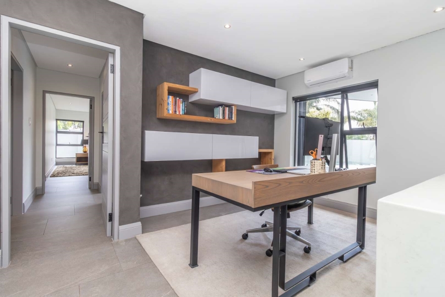 3 Bedroom Property for Sale in Hurlingham Manor Gauteng