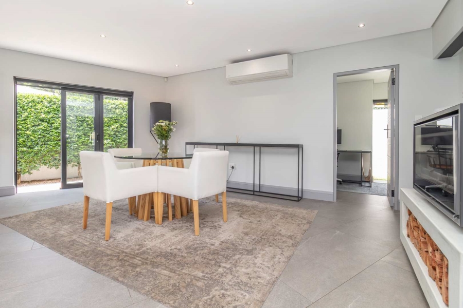 3 Bedroom Property for Sale in Hurlingham Manor Gauteng