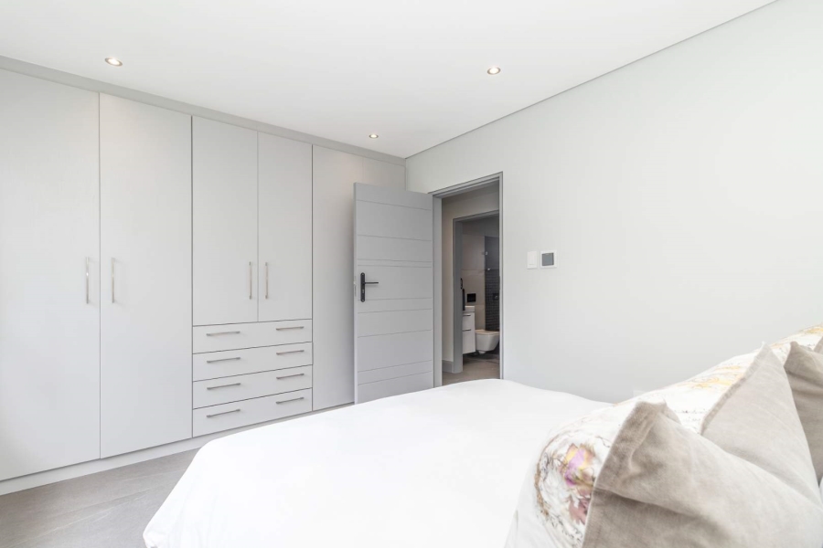 3 Bedroom Property for Sale in Hurlingham Manor Gauteng