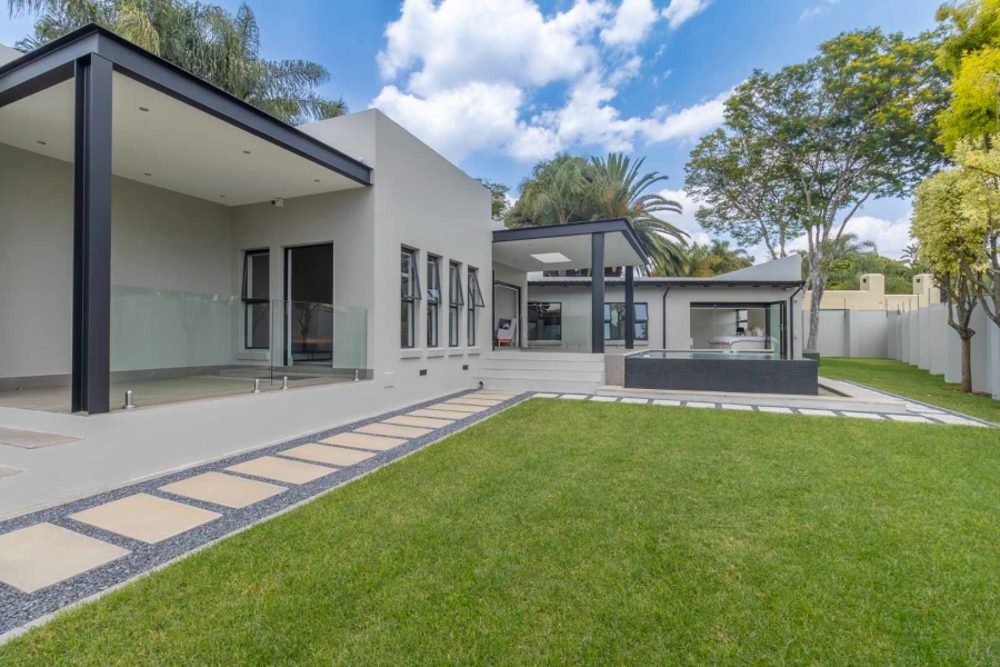 3 Bedroom Property for Sale in Hurlingham Manor Gauteng