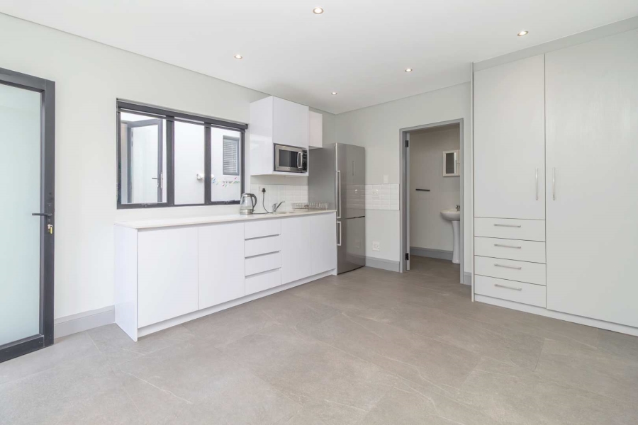 3 Bedroom Property for Sale in Hurlingham Manor Gauteng