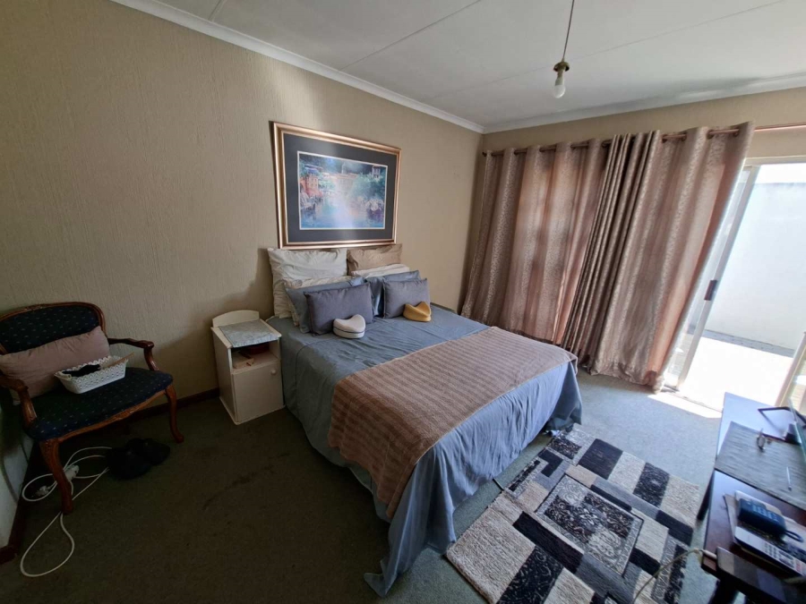 3 Bedroom Property for Sale in Sundowner Gauteng