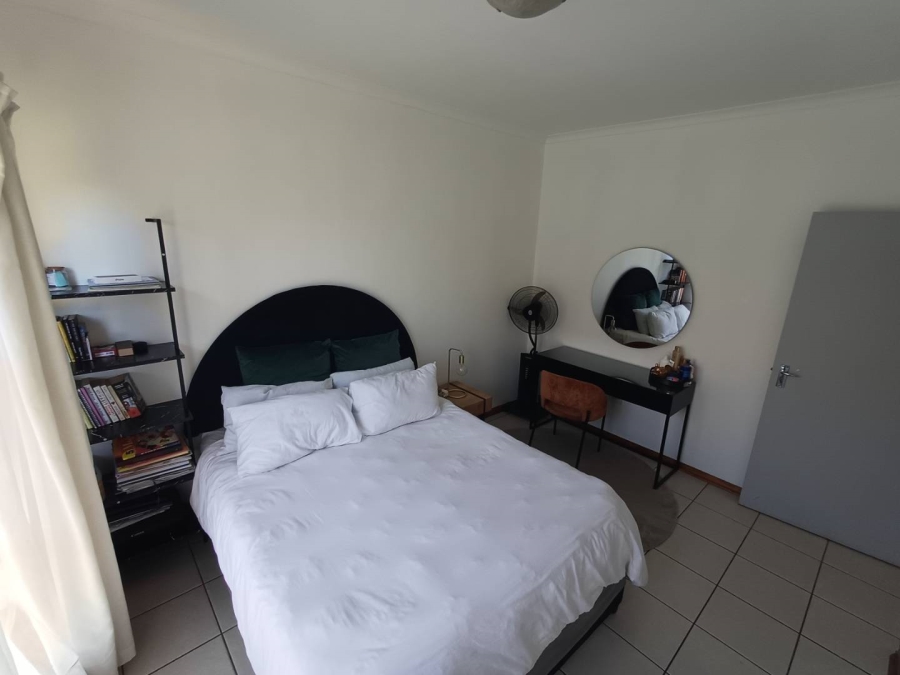 2 Bedroom Property for Sale in Birchleigh North Gauteng