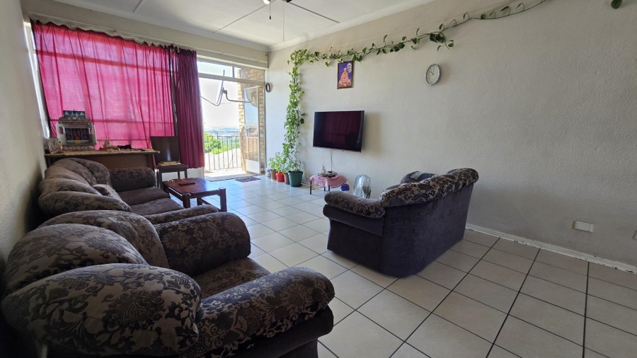 1 Bedroom Property for Sale in South Crest Gauteng