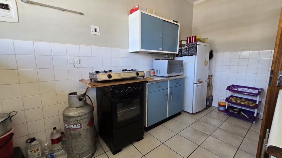 1 Bedroom Property for Sale in South Crest Gauteng