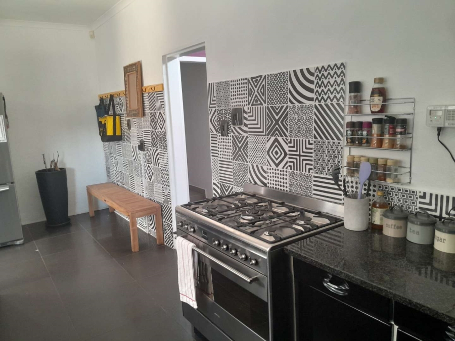 3 Bedroom Property for Sale in South Crest Gauteng