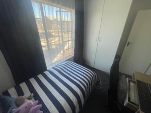 2 Bedroom Property for Sale in Chloorkop Gauteng