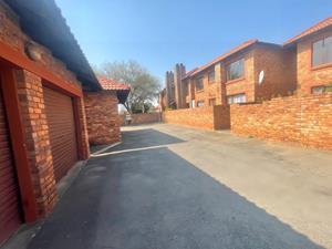 3 Bedroom Property for Sale in Edleen Gauteng