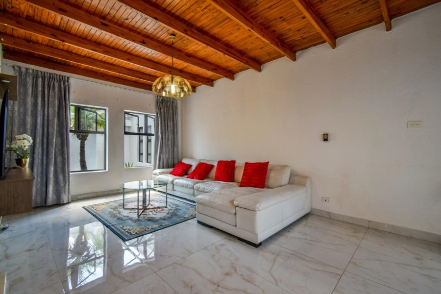 4 Bedroom Property for Sale in Waterkloof Ridge Gauteng