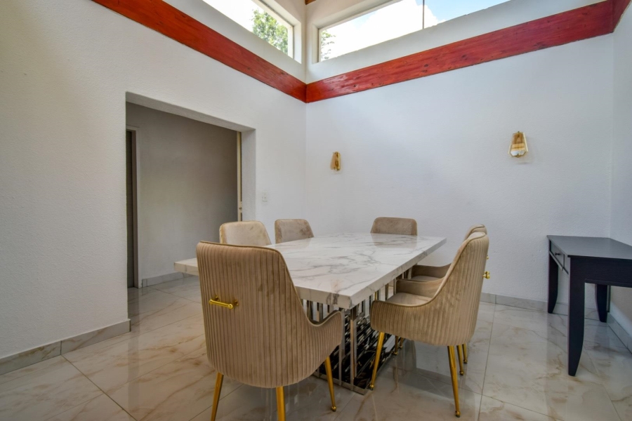 4 Bedroom Property for Sale in Waterkloof Ridge Gauteng