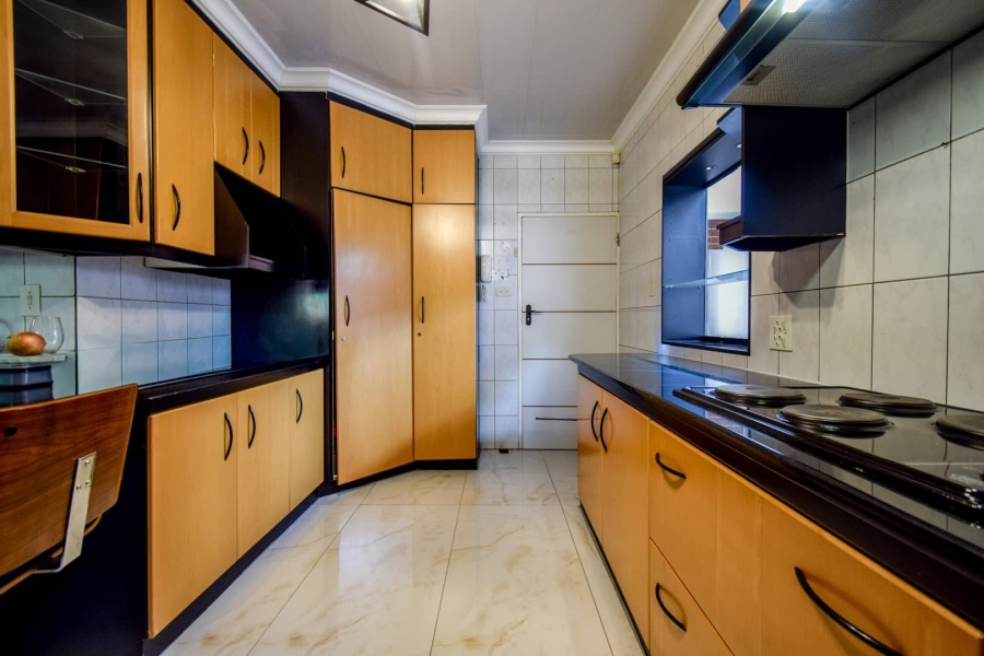 4 Bedroom Property for Sale in Waterkloof Ridge Gauteng