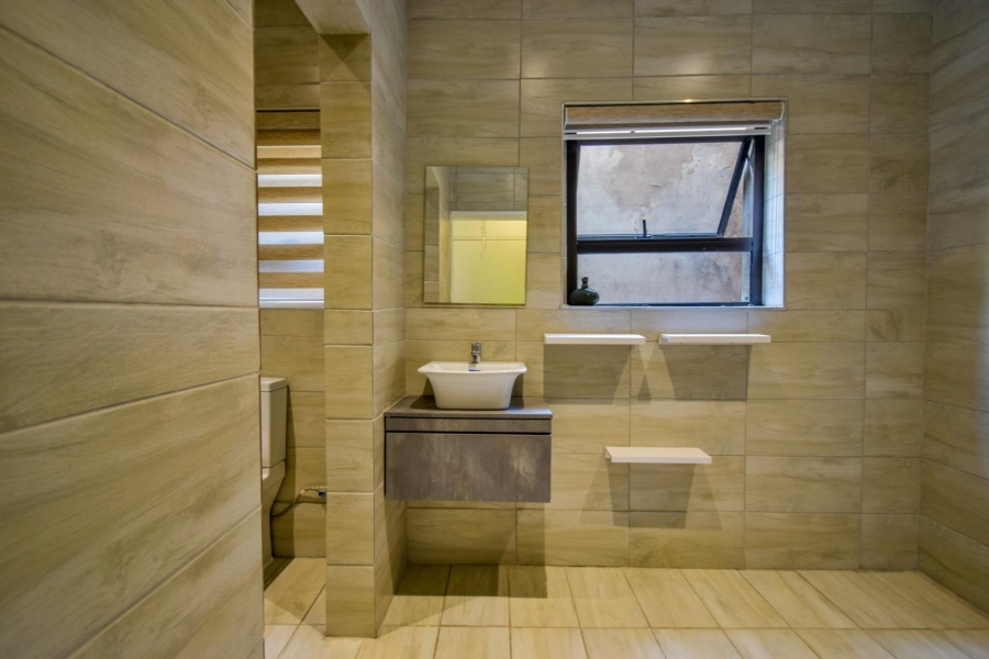 4 Bedroom Property for Sale in Waterkloof Ridge Gauteng