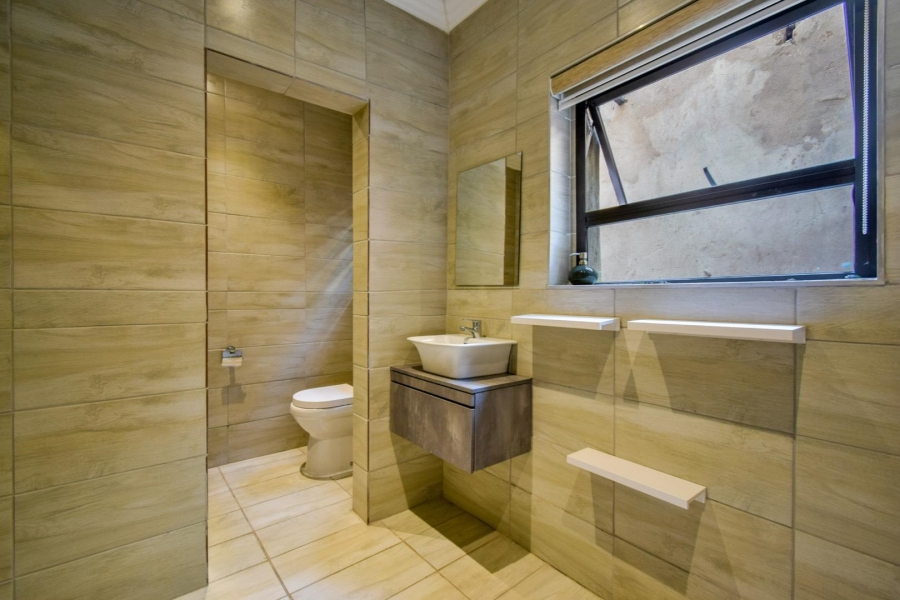 4 Bedroom Property for Sale in Waterkloof Ridge Gauteng