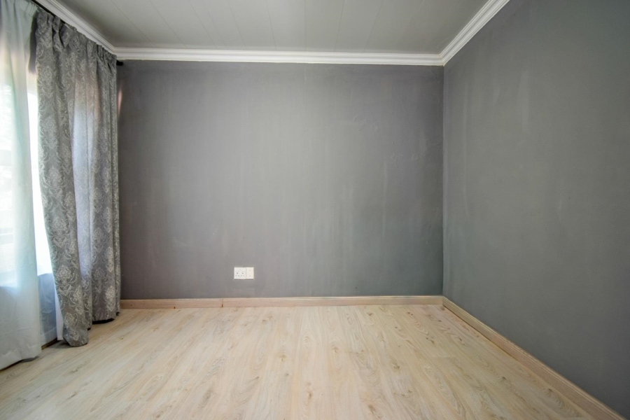 4 Bedroom Property for Sale in Waterkloof Ridge Gauteng