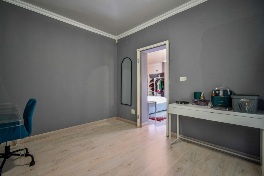 4 Bedroom Property for Sale in Waterkloof Ridge Gauteng