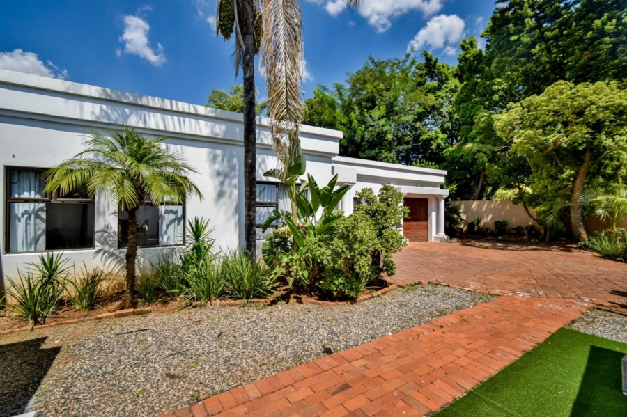 4 Bedroom Property for Sale in Waterkloof Ridge Gauteng
