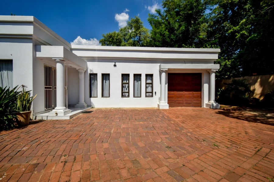 4 Bedroom Property for Sale in Waterkloof Ridge Gauteng