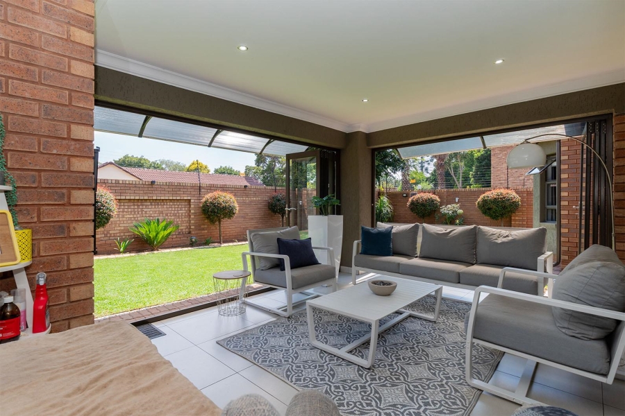 3 Bedroom Property for Sale in Brackenhurst Gauteng