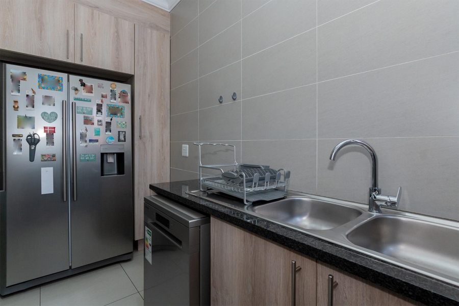 3 Bedroom Property for Sale in Brackenhurst Gauteng