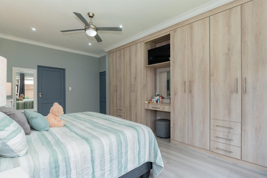 3 Bedroom Property for Sale in Brackenhurst Gauteng