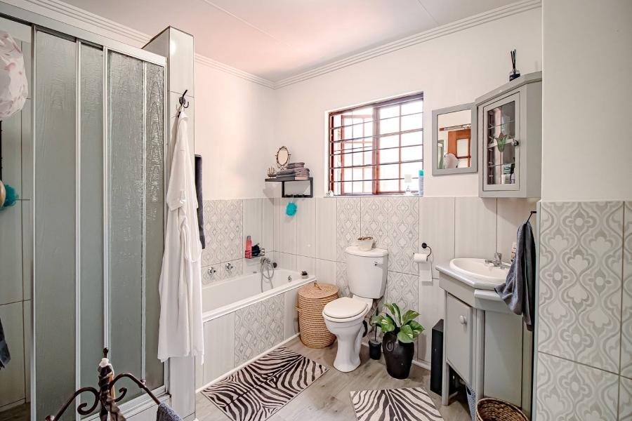 4 Bedroom Property for Sale in Lyttelton Manor Gauteng