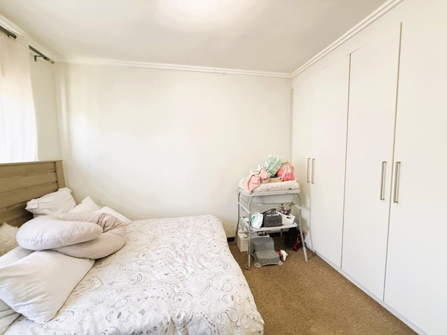 To Let 2 Bedroom Property for Rent in Maroeladal Gauteng