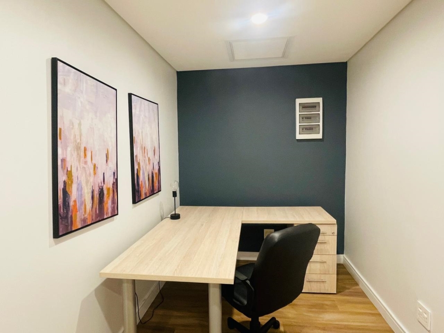 To Let 2 Bedroom Property for Rent in Illovo Gauteng