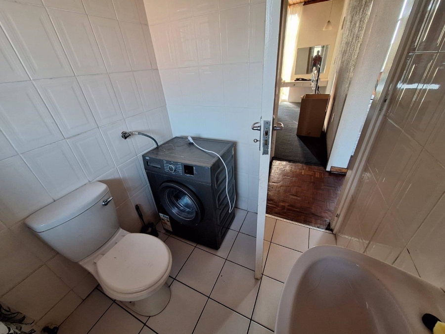 To Let 2 Bedroom Property for Rent in Ferndale Gauteng