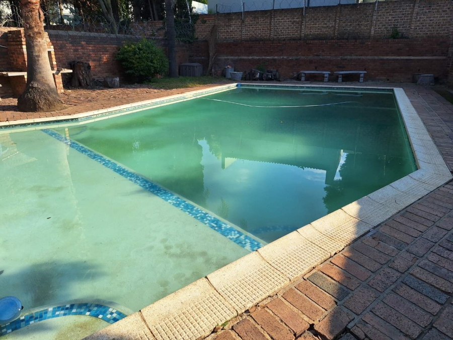 To Let 2 Bedroom Property for Rent in Ferndale Gauteng