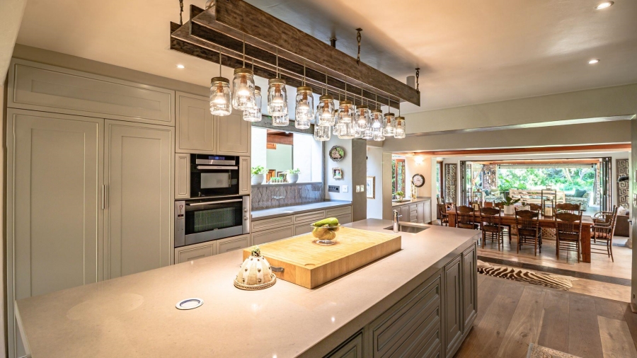 5 Bedroom Property for Sale in Maroeladal Gauteng