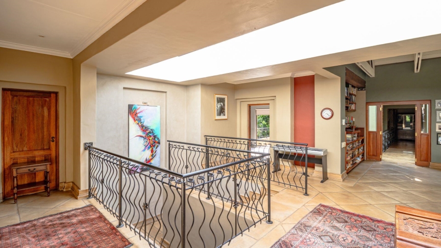 5 Bedroom Property for Sale in Maroeladal Gauteng