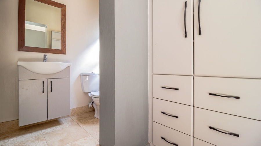 5 Bedroom Property for Sale in Maroeladal Gauteng