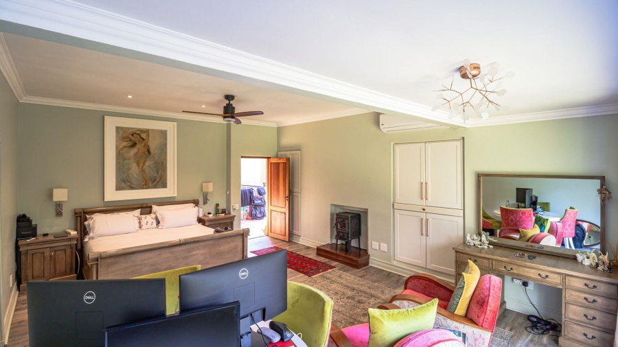 5 Bedroom Property for Sale in Maroeladal Gauteng