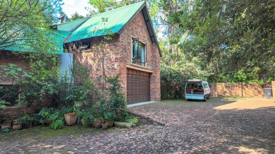 5 Bedroom Property for Sale in Maroeladal Gauteng