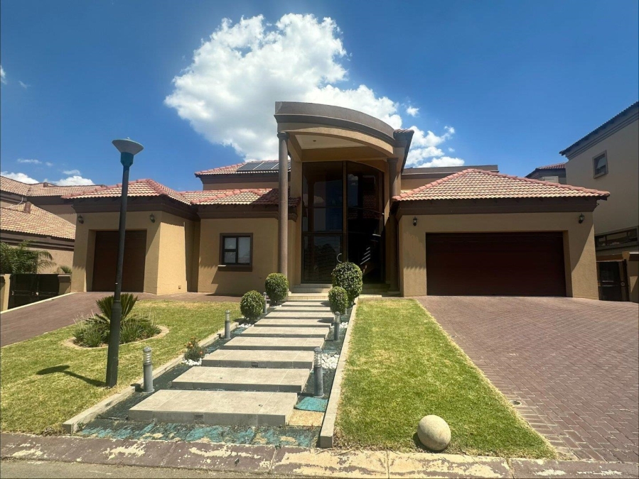 To Let 6 Bedroom Property for Rent in Blue Valley Gauteng