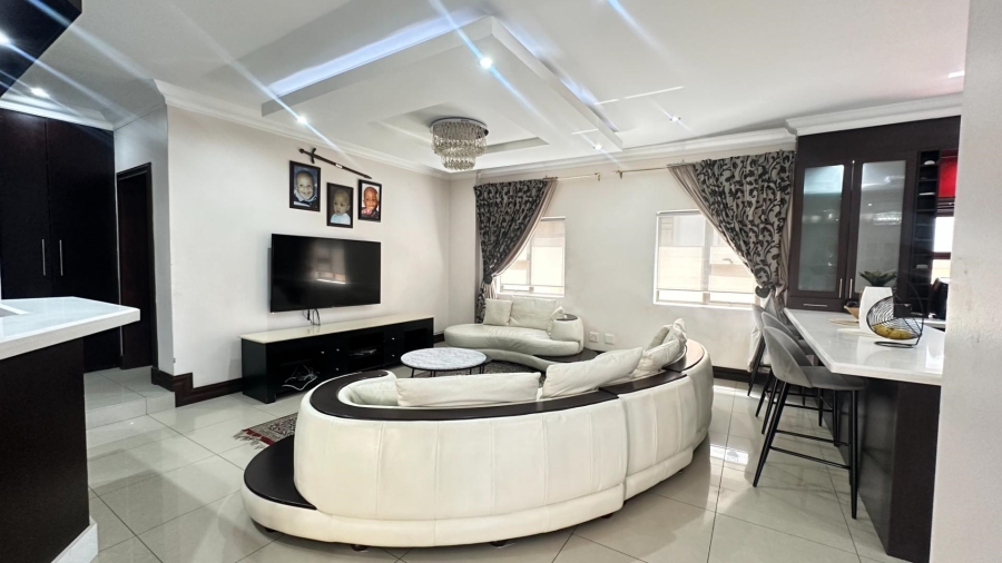 To Let 6 Bedroom Property for Rent in Blue Valley Gauteng