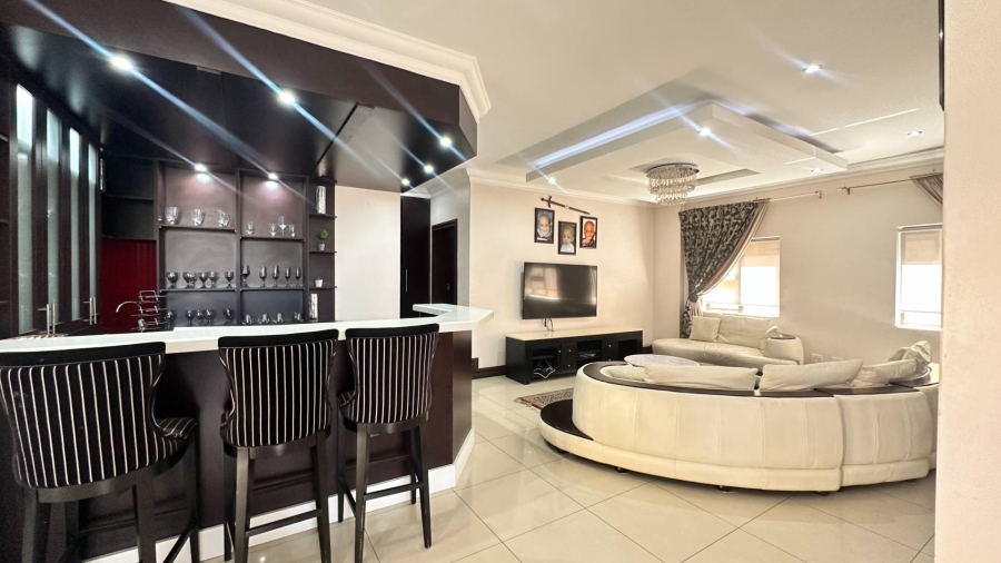 To Let 6 Bedroom Property for Rent in Blue Valley Gauteng