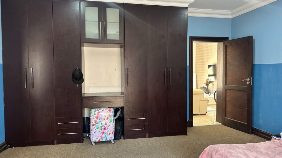 To Let 6 Bedroom Property for Rent in Blue Valley Gauteng