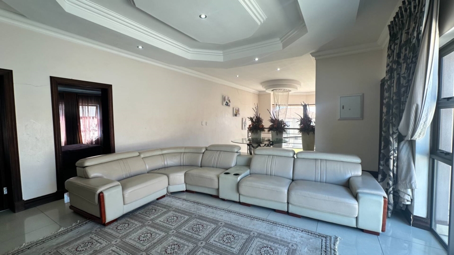 To Let 6 Bedroom Property for Rent in Blue Valley Gauteng